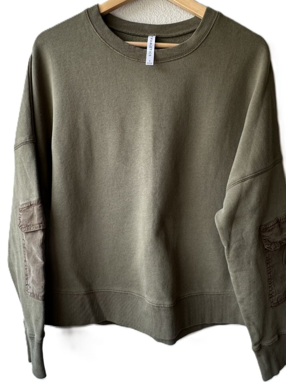 Fabletics Pearl Sweatshirt Women’s S Avocado Olive Green Sleeve Pocket